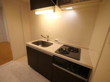 港区三田１丁目のマンション