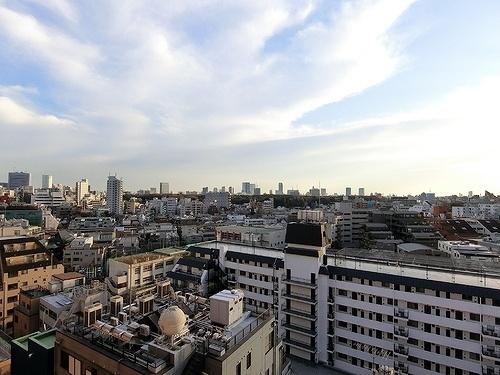 渋谷区代々木２丁目のマンション