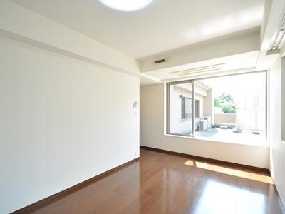 世田谷区深沢２丁目のマンション