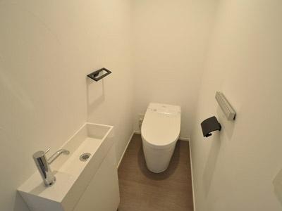 港区六本木７丁目のマンション
