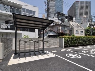 港区六本木７丁目のマンション
