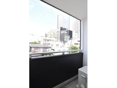 港区六本木７丁目のマンション