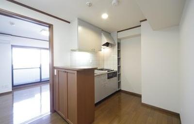 新宿区余丁町のマンション