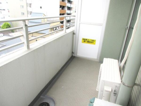 新宿区舟町のマンション