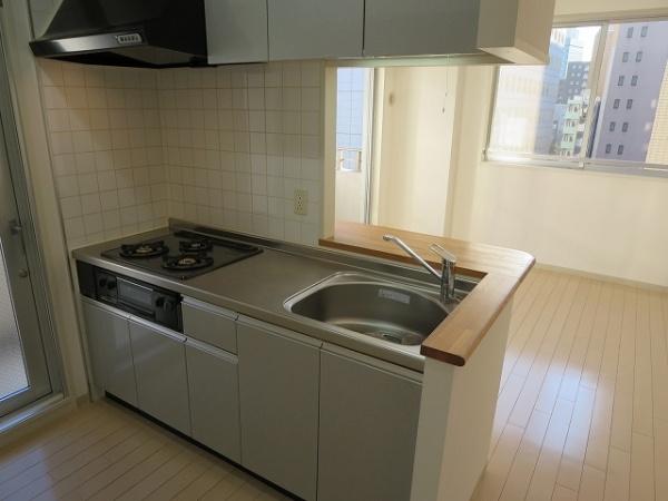 中央区新川１丁目のマンション