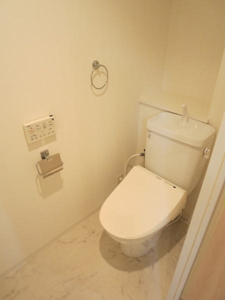 中央区新川１丁目のマンション