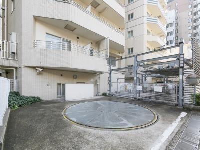 港区六本木２丁目のマンション