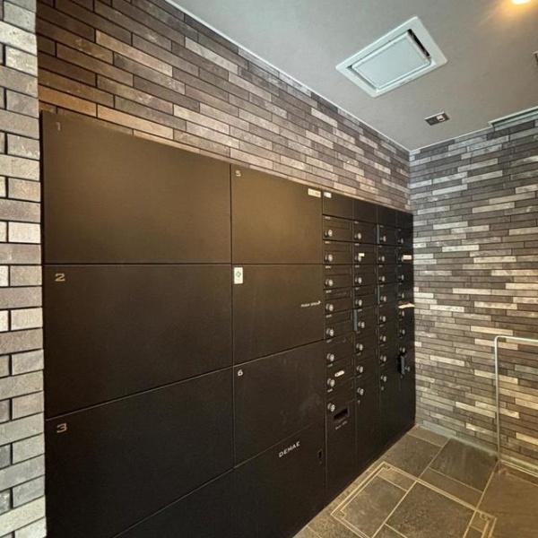 新宿区市谷加賀町２丁目のマンション