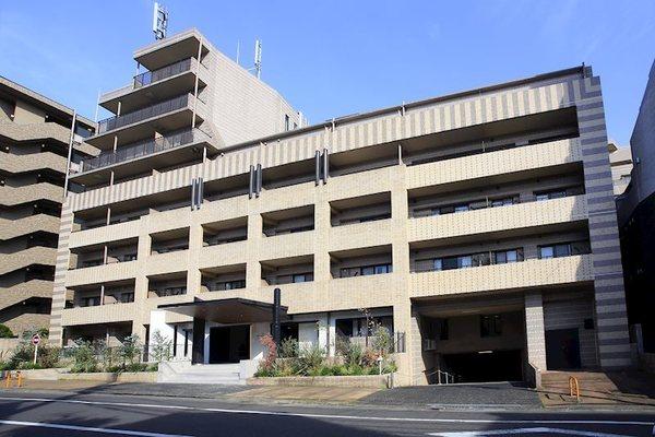 渋谷区東３丁目のマンション