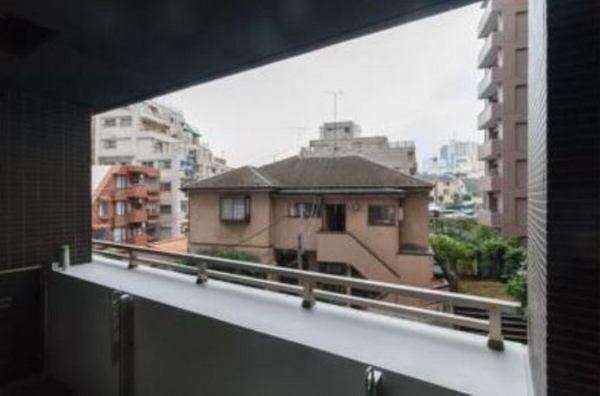 新宿区西早稲田３丁目のマンション