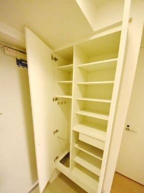 中央区日本橋浜町１丁目のマンション