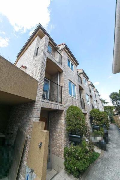 渋谷区元代々木町のマンション