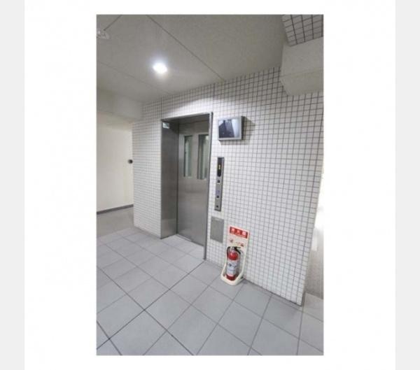 新宿区弁天町のマンション