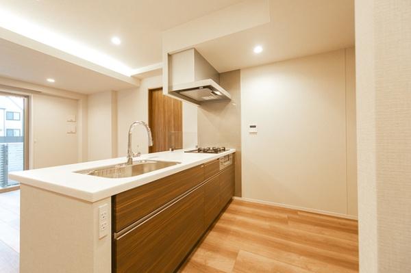 新宿区西早稲田２丁目のマンション