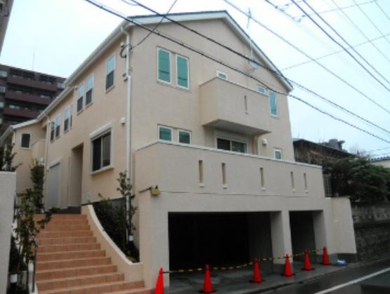 目黒区柿の木坂3丁目の貸家