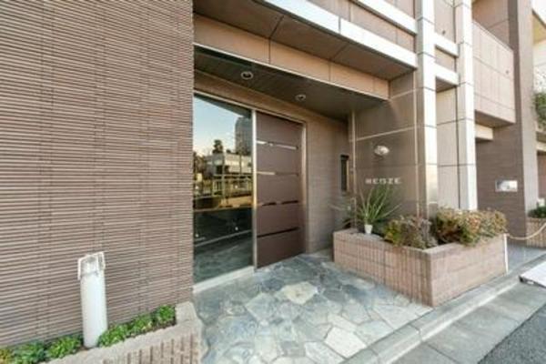 港区高輪１丁目のマンション