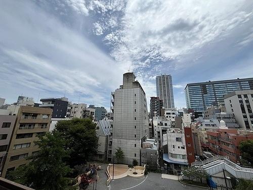 千代田区外神田３丁目のマンション