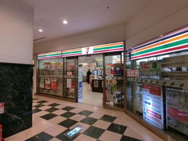 中央区明石町のマンション(セブンイレブン聖路加タワー店)