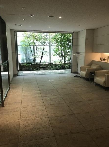 渋谷区代々木１丁目のマンション