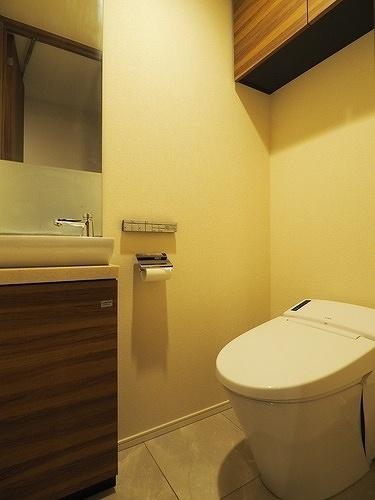 世田谷区三軒茶屋２丁目のマンション