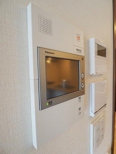 世田谷区三軒茶屋２丁目のマンション