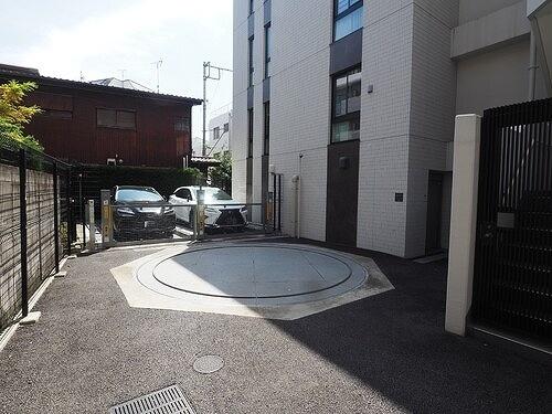 世田谷区三軒茶屋２丁目のマンション