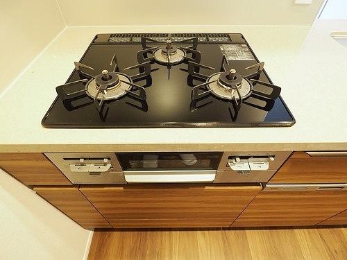 世田谷区三軒茶屋２丁目のマンション
