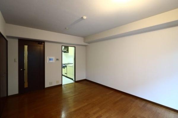 港区赤坂８丁目のマンション