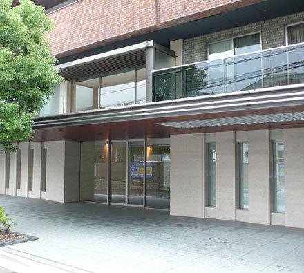 港区六本木４丁目のマンション