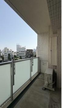 港区南青山２丁目のマンション