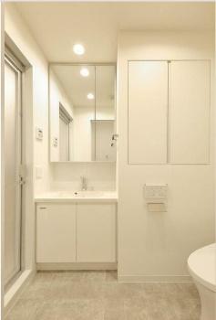中央区日本橋浜町３丁目のマンション