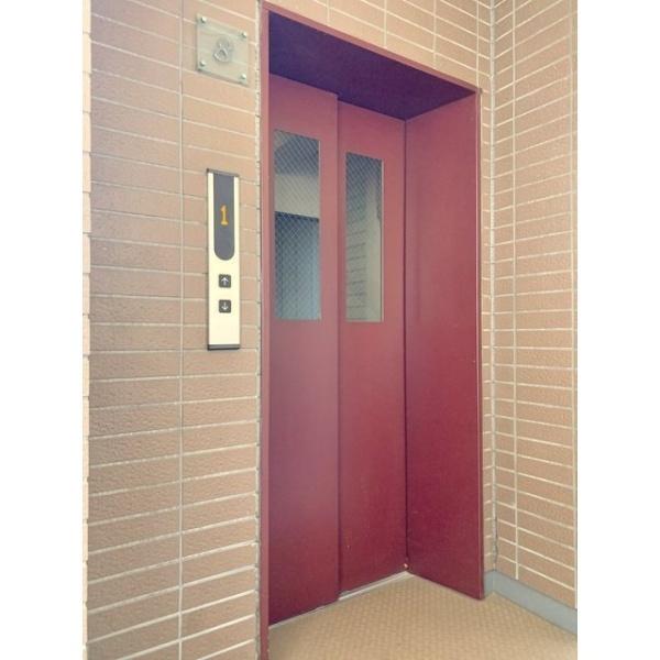 中央区新川２丁目のマンション