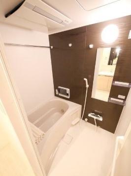 中央区新川２丁目のマンション