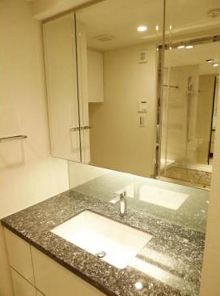 港区元麻布２丁目のマンション