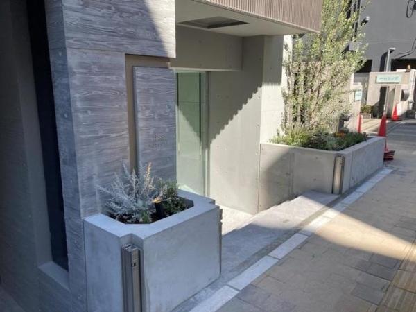 新宿区四谷三栄町のマンション