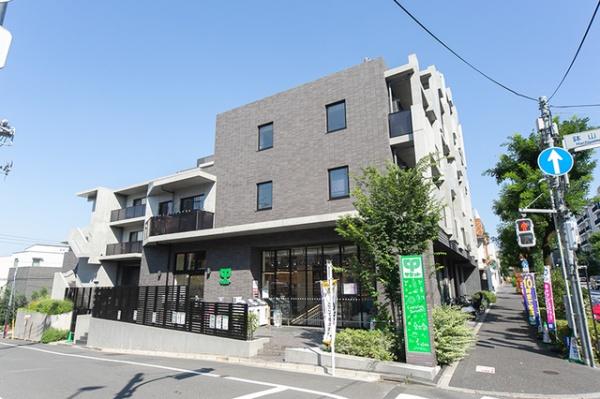渋谷区鉢山町のマンション
