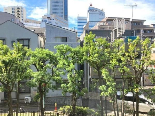 渋谷区代々木４丁目のマンション