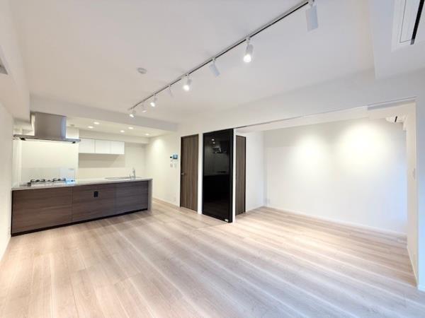 港区赤坂２丁目のマンション