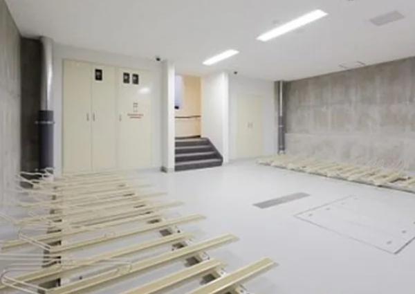 港区赤坂２丁目のマンション