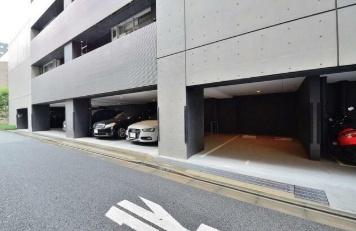 中央区新川２丁目のマンション