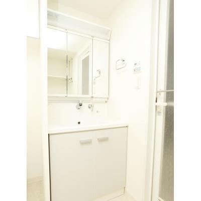 中央区新川２丁目のマンション