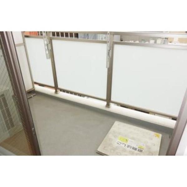 中央区新川２丁目のマンション