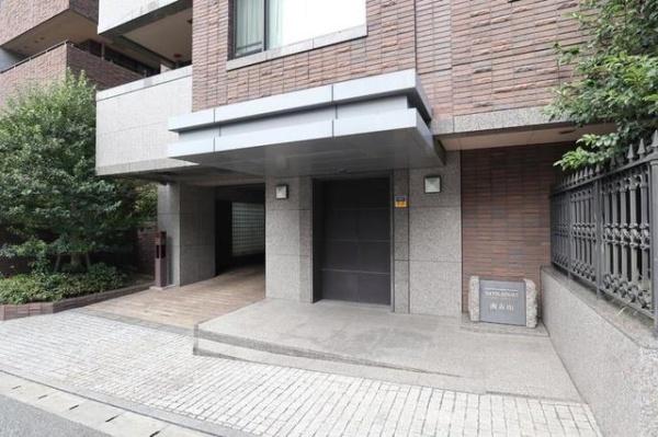港区南青山１丁目のマンション