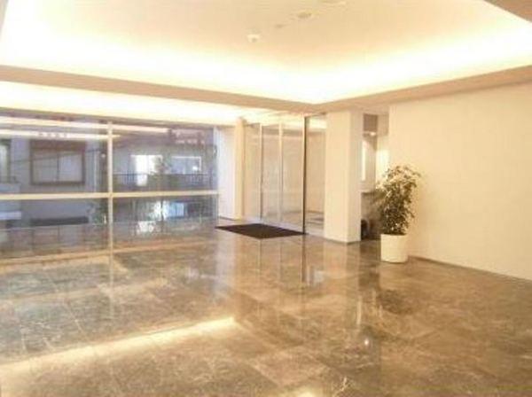 渋谷区代々木１丁目のマンション
