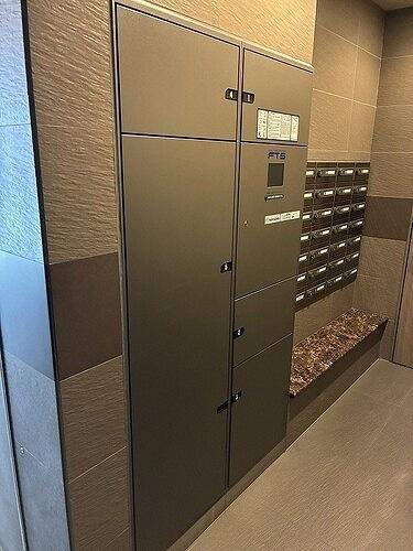 千代田区神田神保町１丁目のマンション