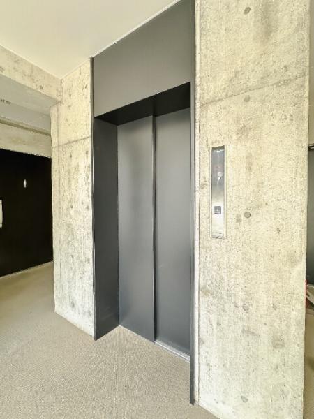 渋谷区代々木３丁目のマンション