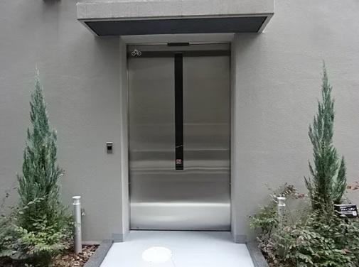 中央区日本橋箱崎町のマンション