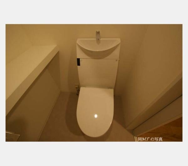 世田谷区三軒茶屋２丁目のマンション