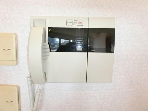 新宿区西新宿７丁目のマンション