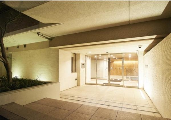 港区六本木７丁目のマンション